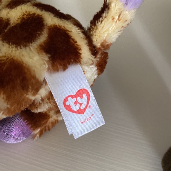 Sold** - Picture 6 of 7